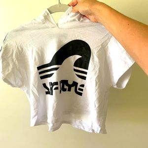 Surf style cropped T-shirt